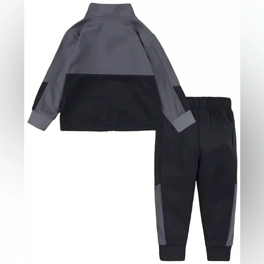 Nike Boys 2-Piece Track Set Full Zip Jacket Jogger Pants Gray Black 4T